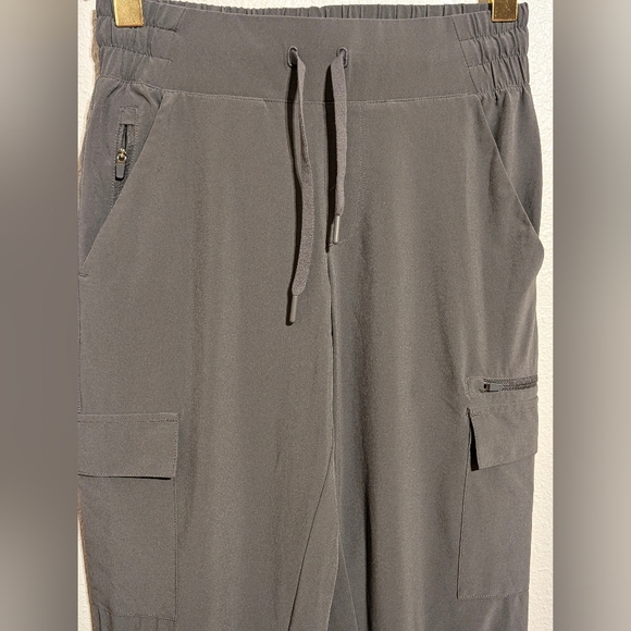 NWT All in Motion Women's Stretch Cargo Jogger Pants - Gray XS - Picture 7 of 7